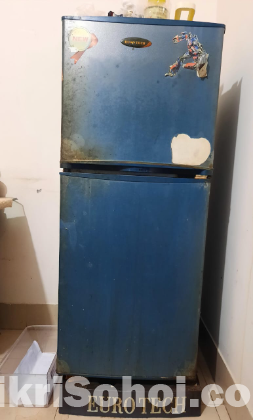 Used Fridge | 7-8 Years Old